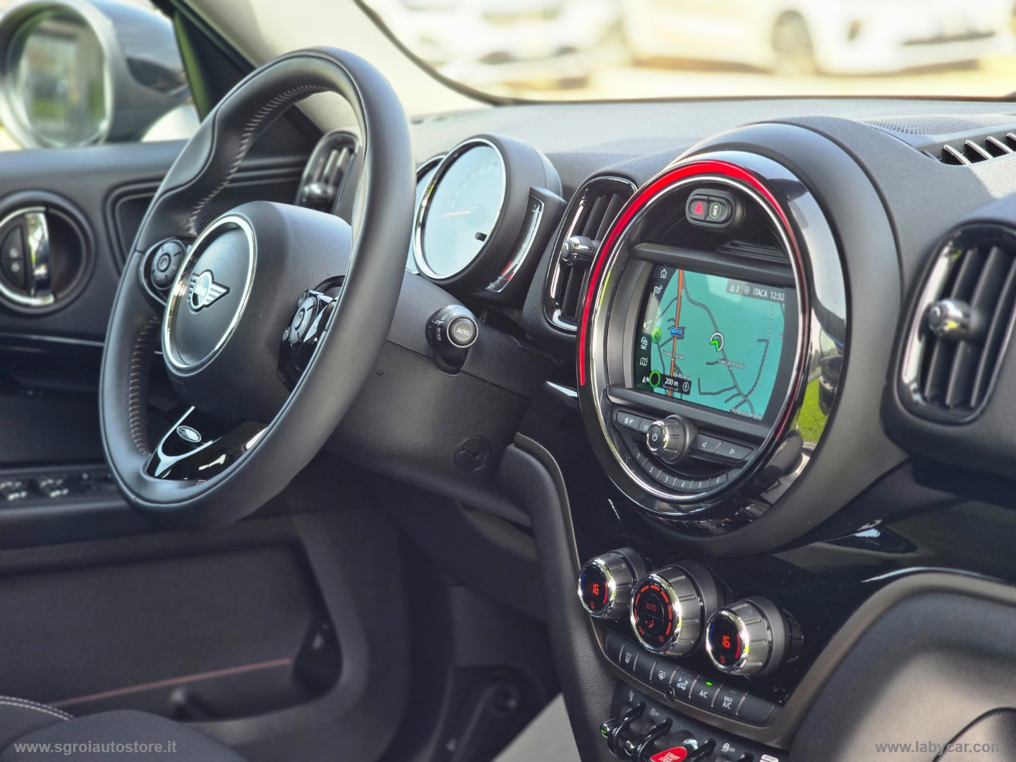Mini Cooper SD Hype Countryman ALL4 Aut. - immagine 37