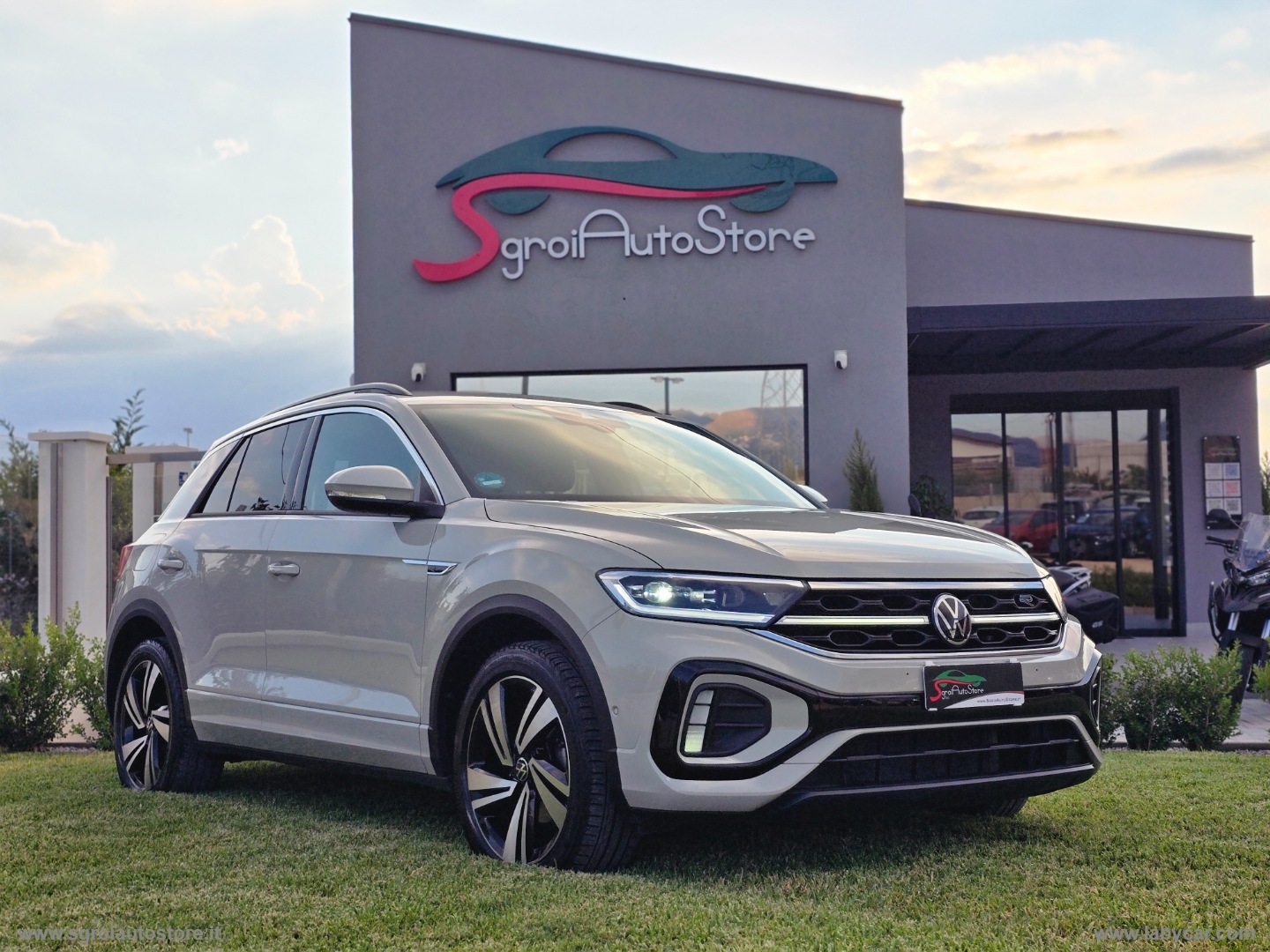T-Roc 2.0 TDI SCR R-Line - immagine 37