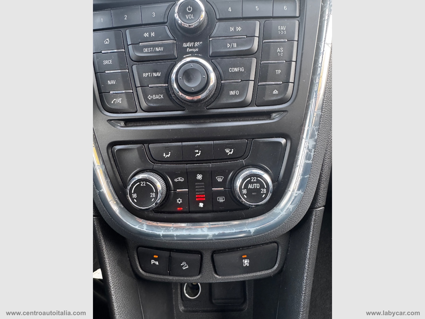 Mokka 1.4 T GPL Tech 140 CV 4x2 Cosmo - immagine 37