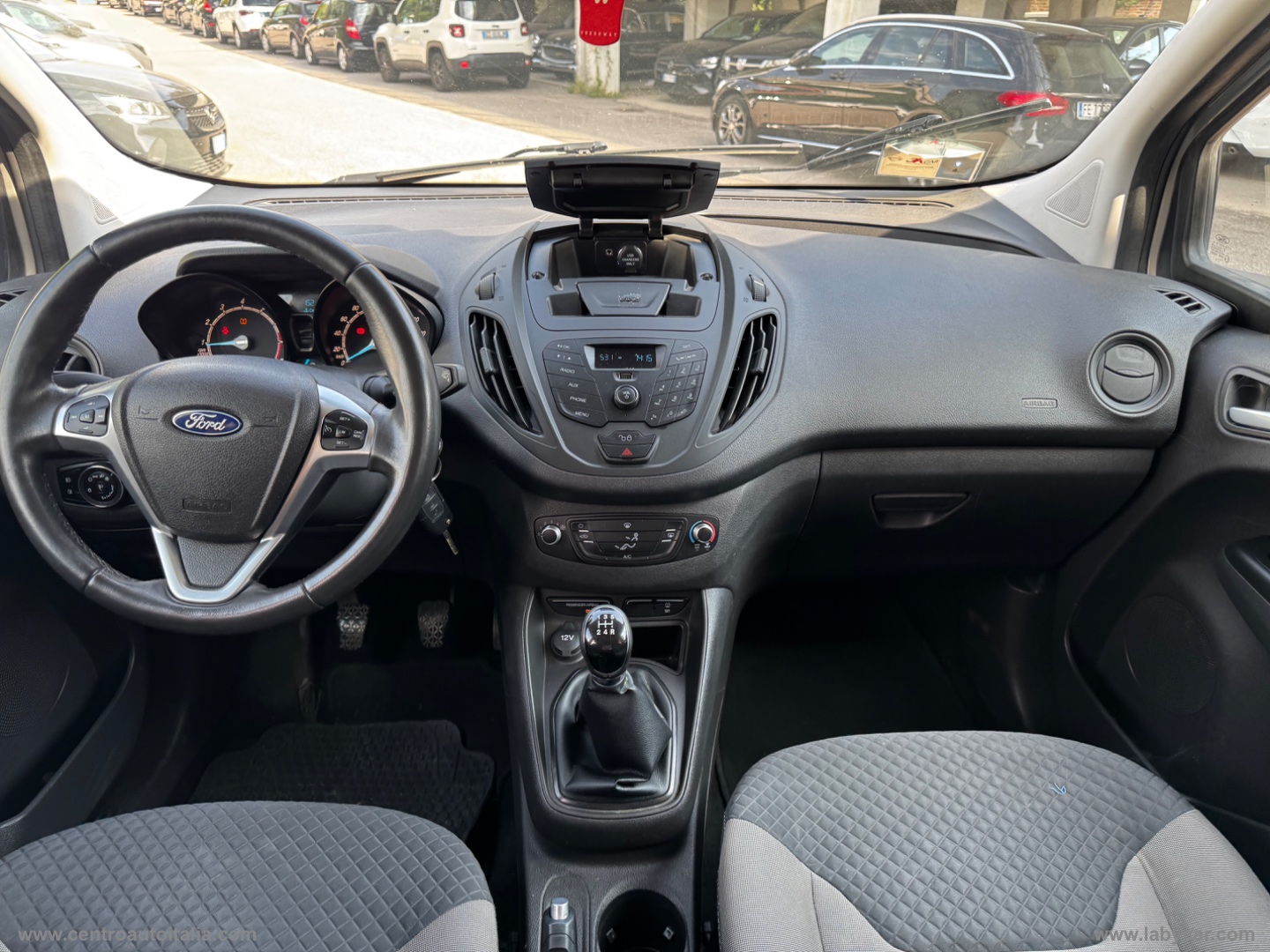 Tourneo Courier 1.0 EcoBoost 100 CV Tit. - immagine 37