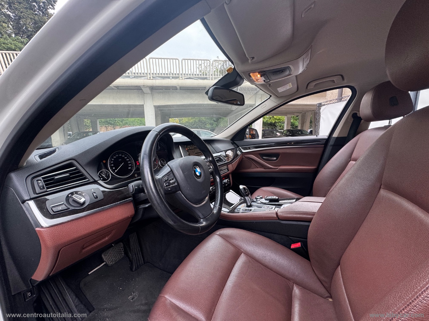 520d xDrive Touring - immagine 37