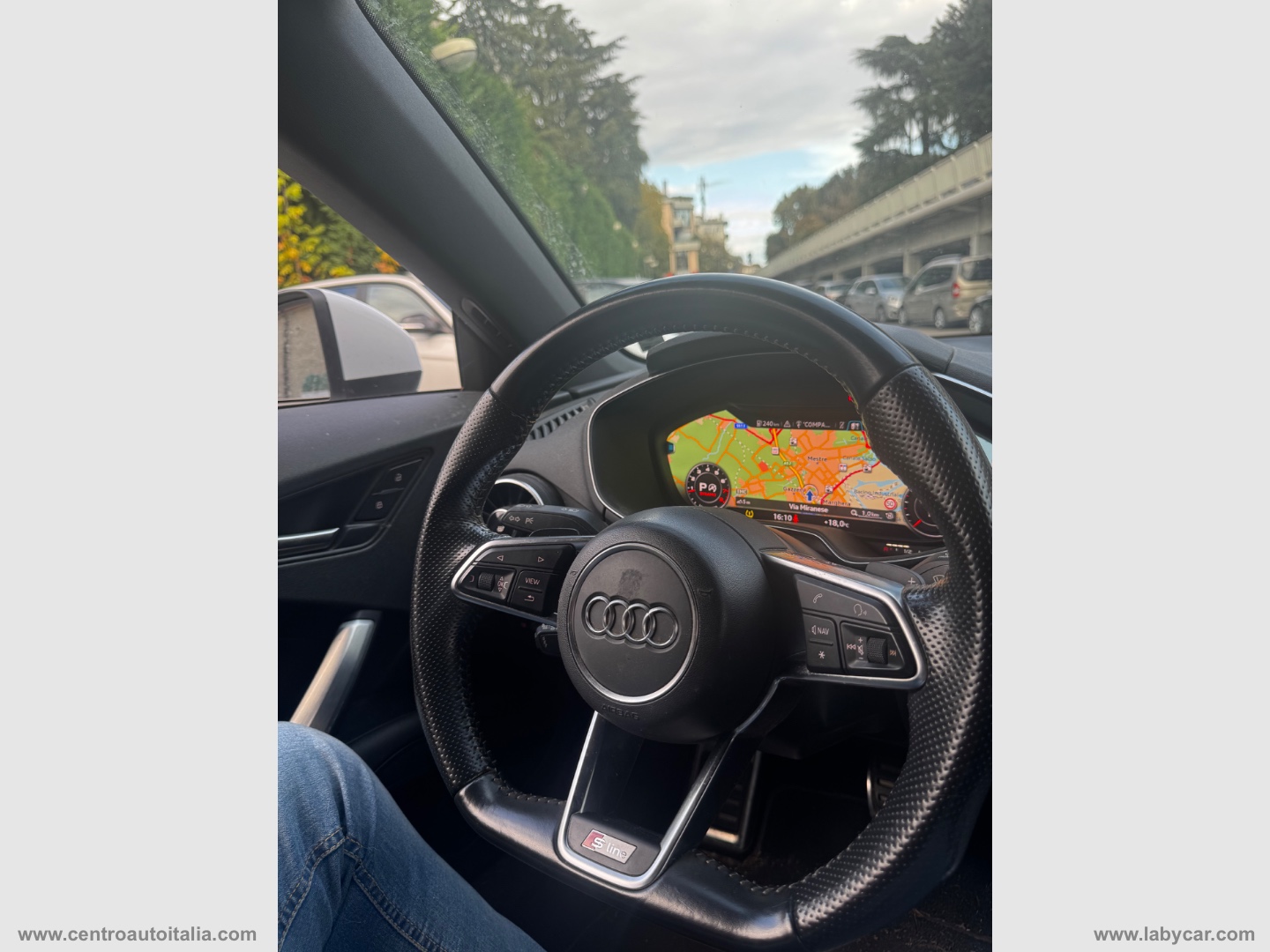 TT Roadster 2.0 TDI quattro S tr. S line - immagine 37