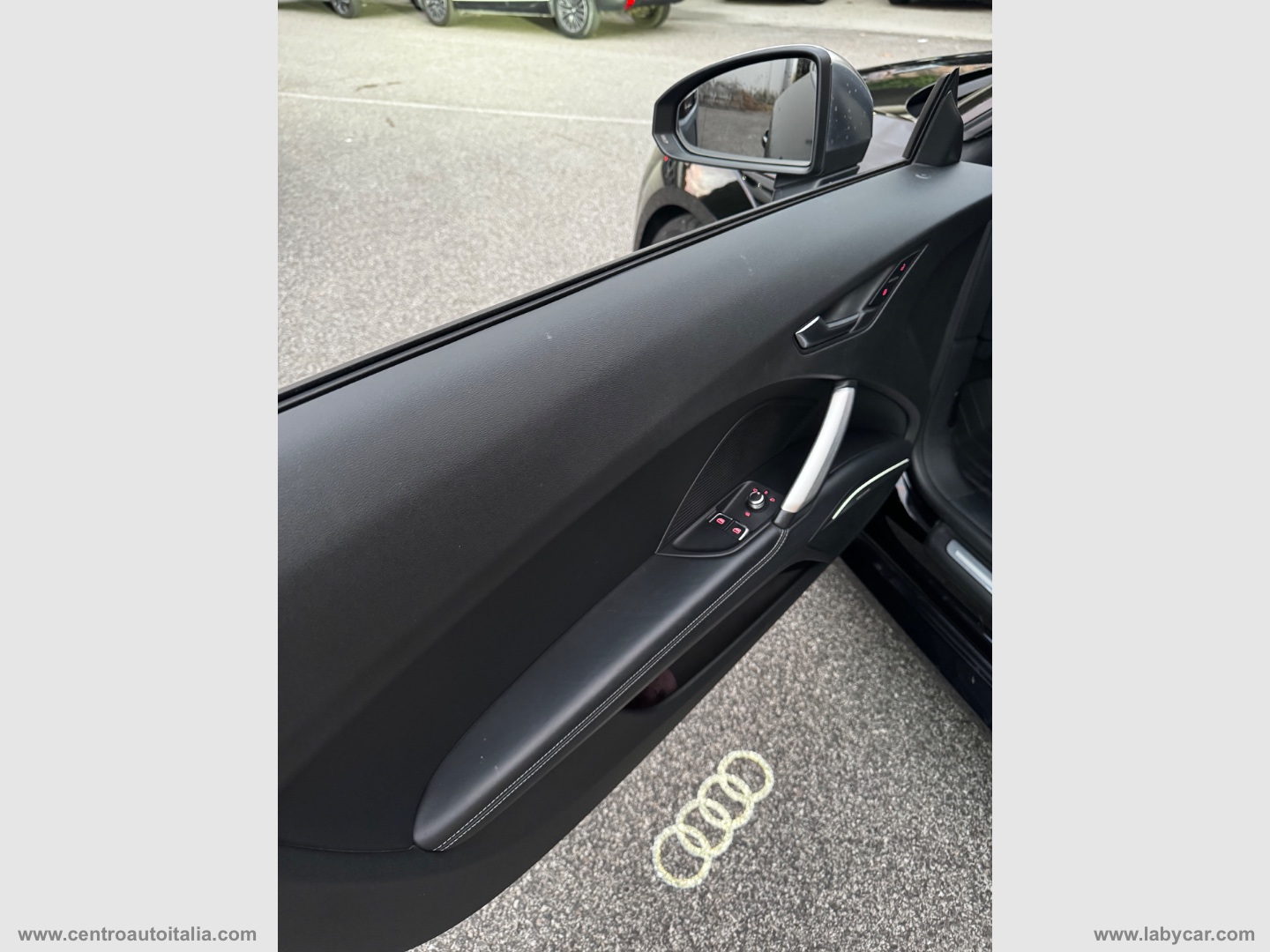 TTS Coupé 2.0 TFSI 310CV quattro S tr. - immagine 37