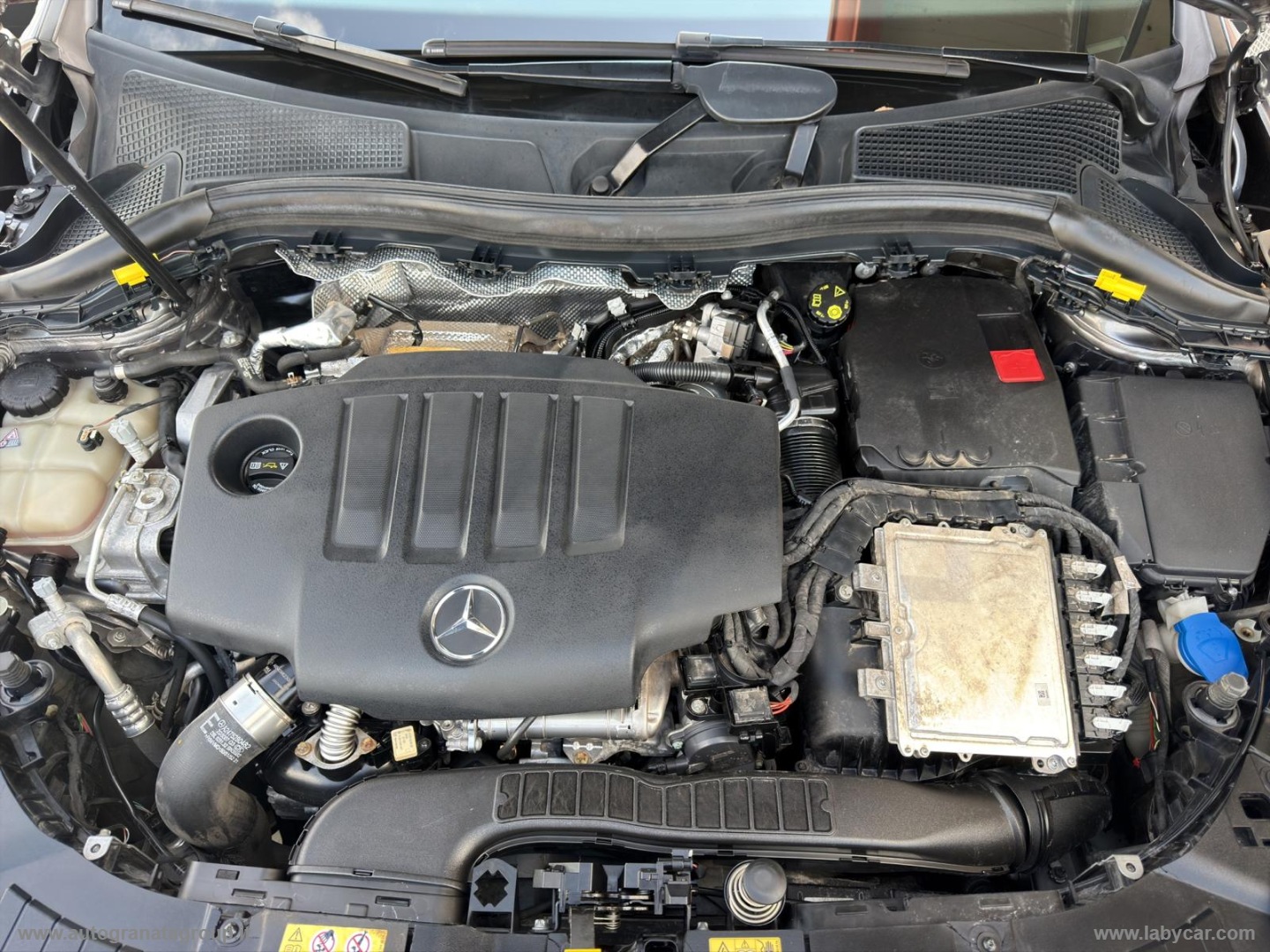 GLA 200 d Automatic Premium AMG LINE + PACK LUCI - immagine 37