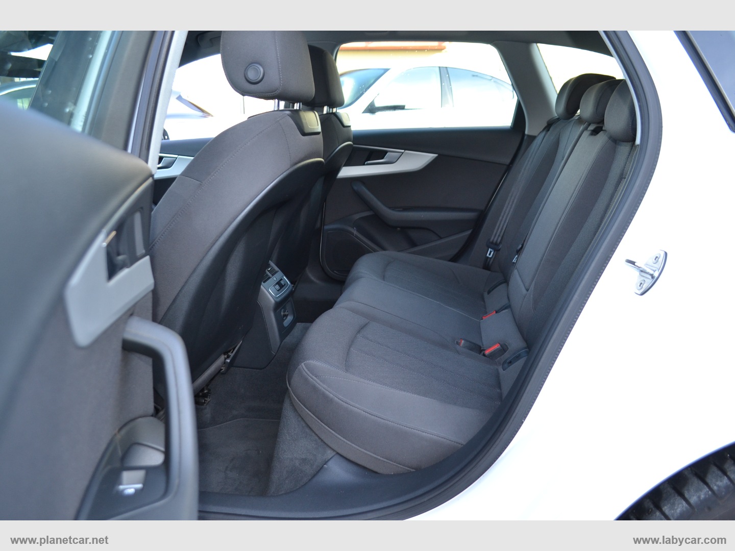 A4 35 TDI/163CV S tronic Business Adv. - immagine 38