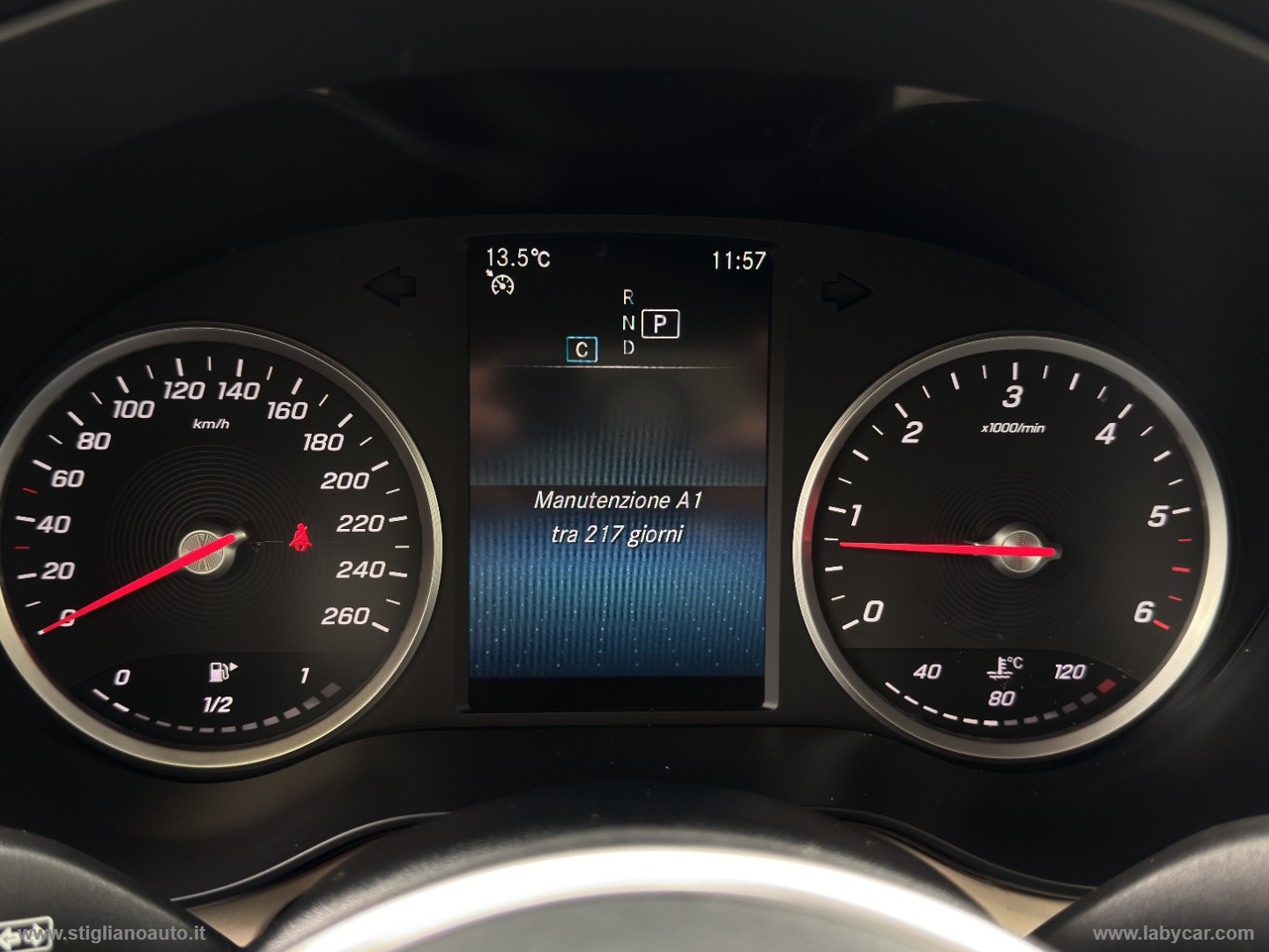 GLC 200 d 4Matic Executive - immagine 38