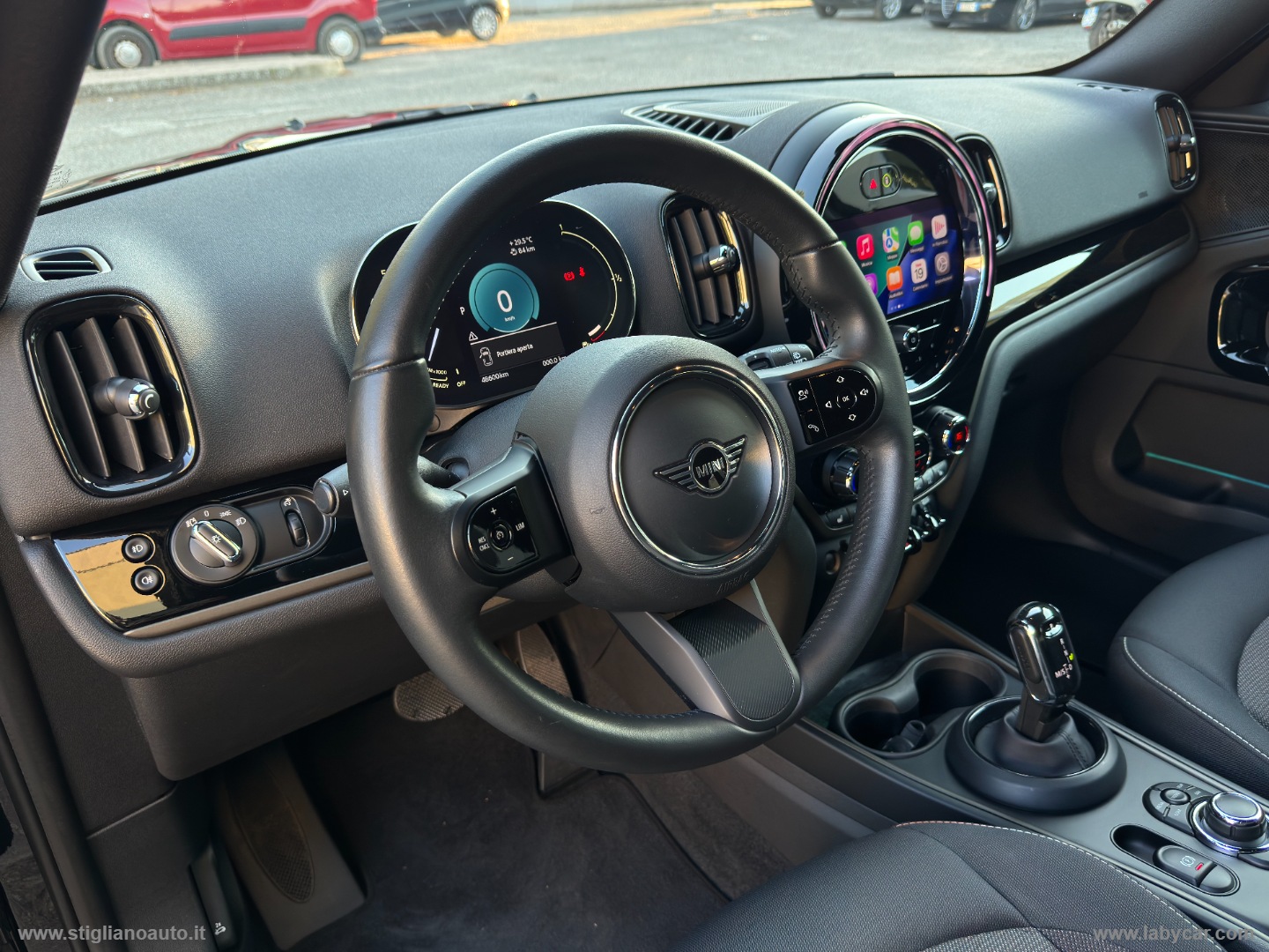 Mini Cooper D Essential Countryman - immagine 38