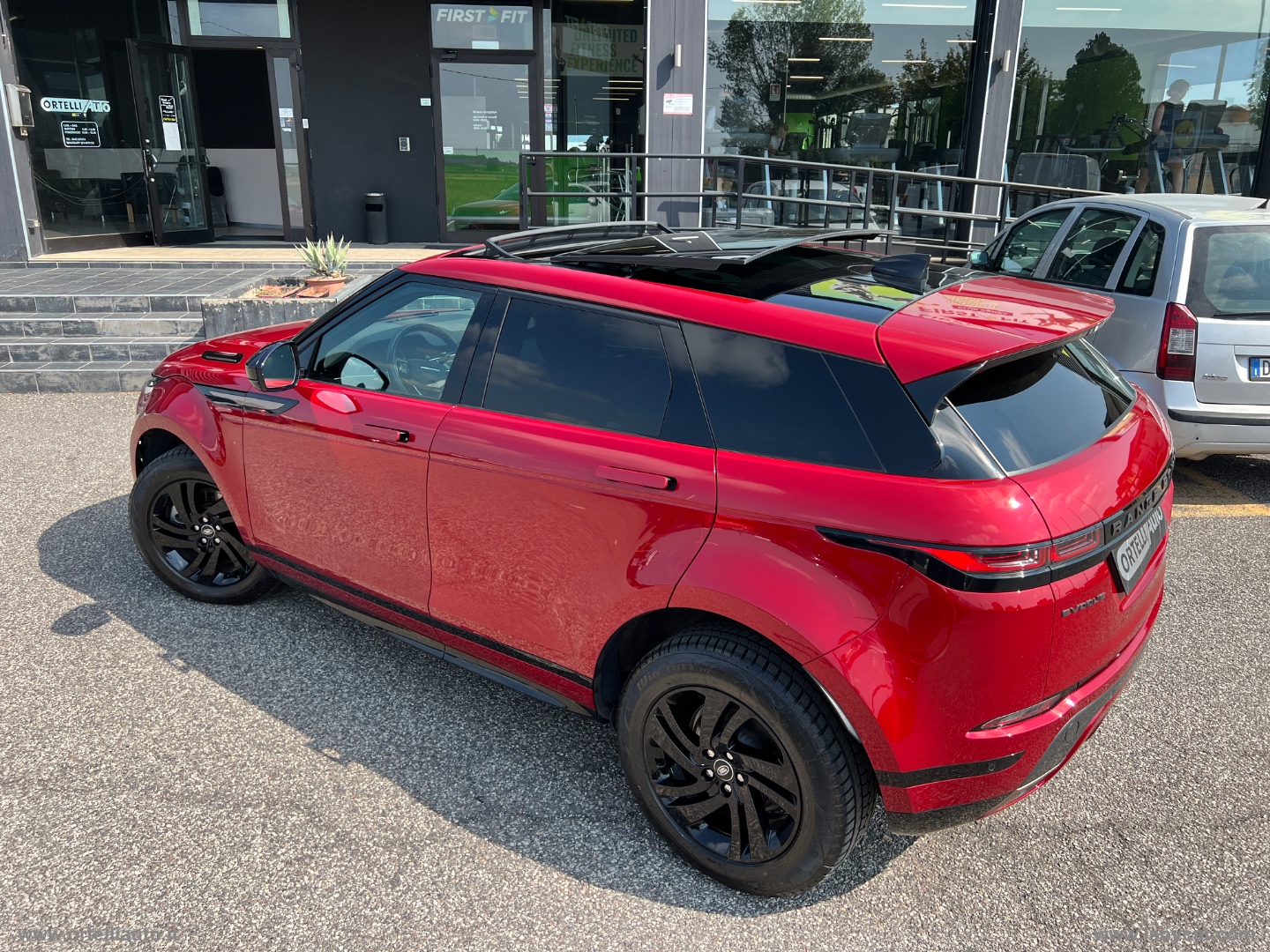 RR Evoque 2.0D I4 163 CV AWD Auto R-D. S - immagine 38