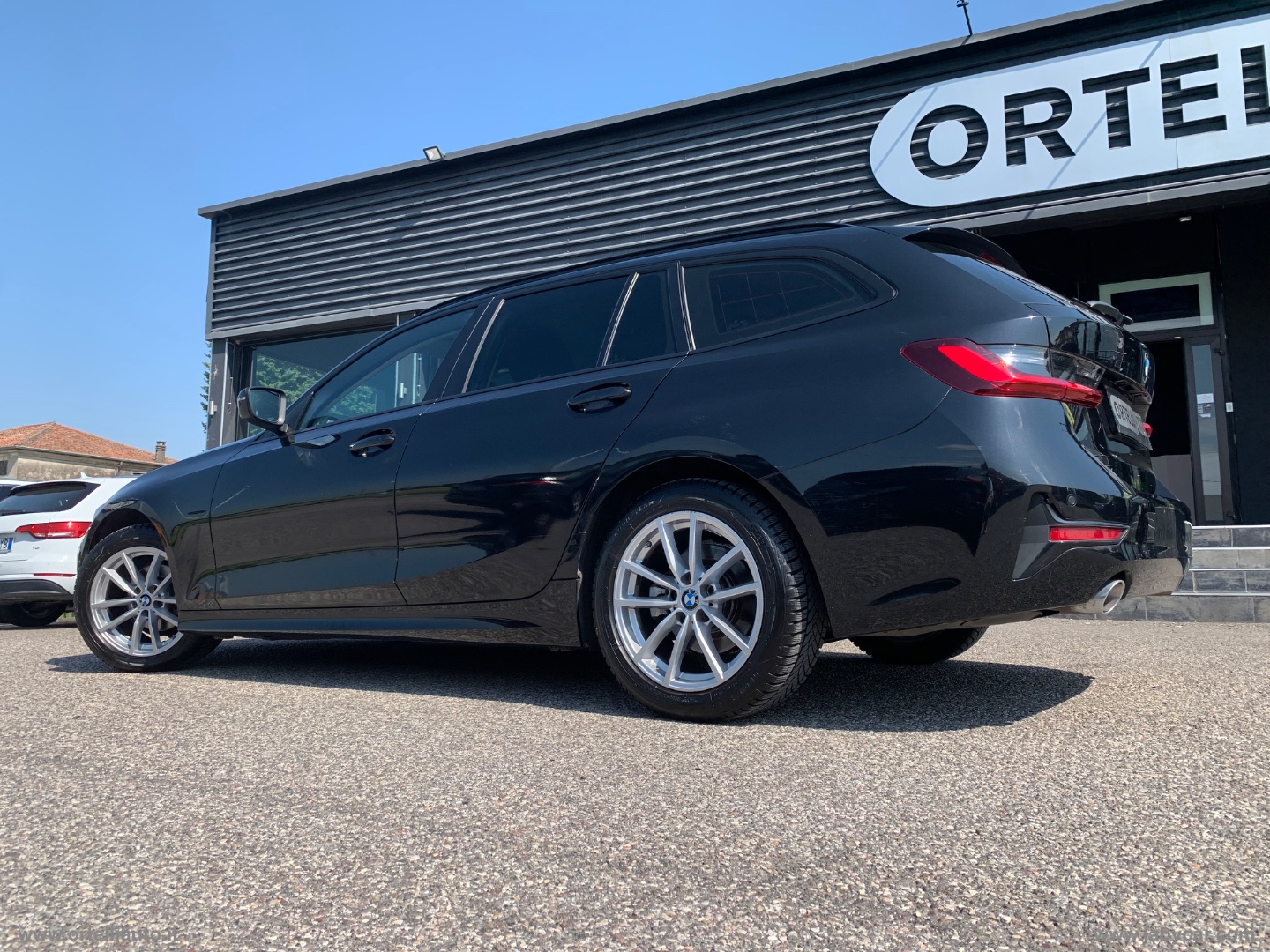 318d 48V Touring Business Advantage - immagine 38