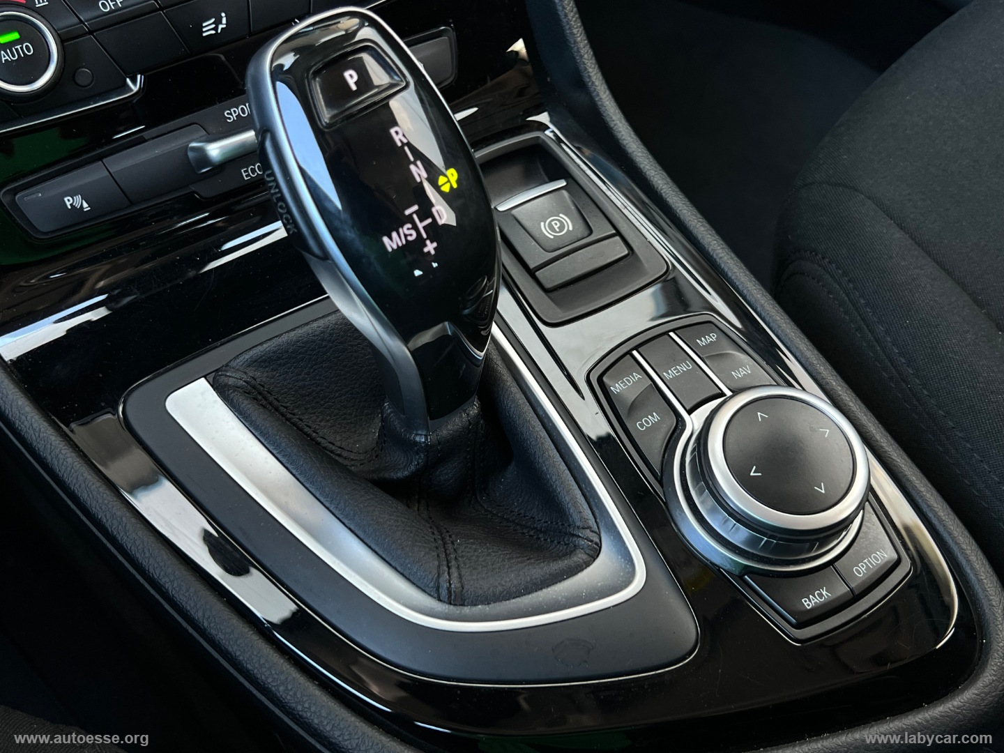 218d Active Tourer Advantage AUT. - immagine 38