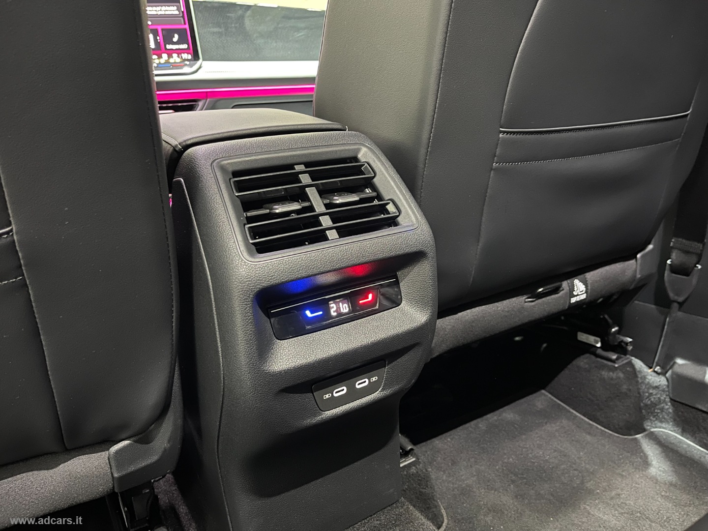 Tiguan 1.5 eTSI 150 CV DSG Life *TELECAMERA 360*PACK LUCI* - immagine 38
