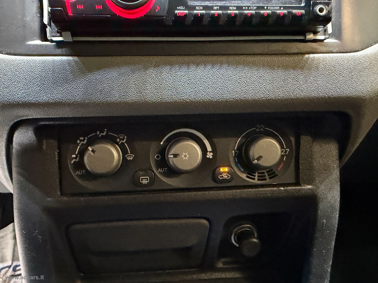 Pajero 3.2 16V DI-D 5p. GLX *7 POSTI*GANCIO TRAINO* - immagine 38