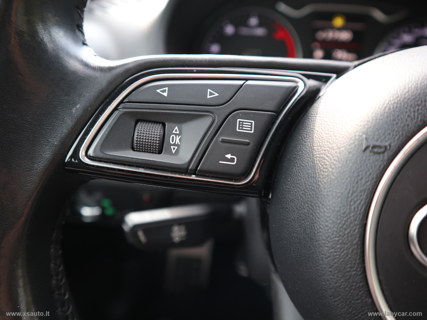 A3 1.6 TDI Sport - immagine 38