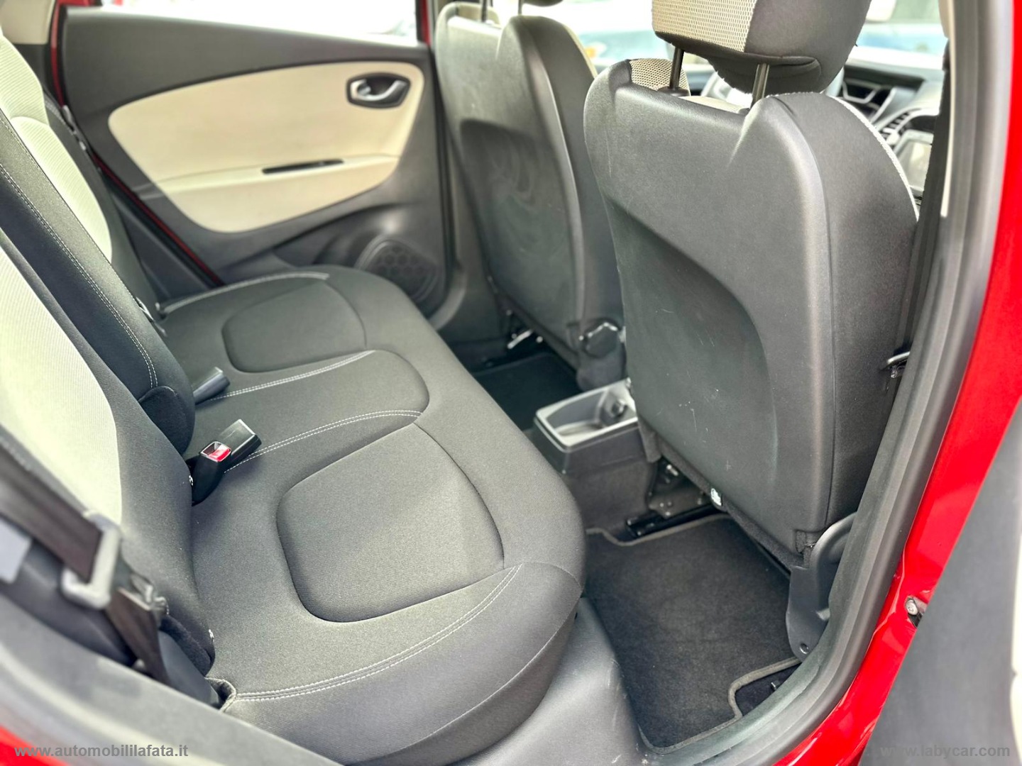Captur dCi 8V 110 CV S&S Energy Zen DIESEL 39.000 KM - immagine 38