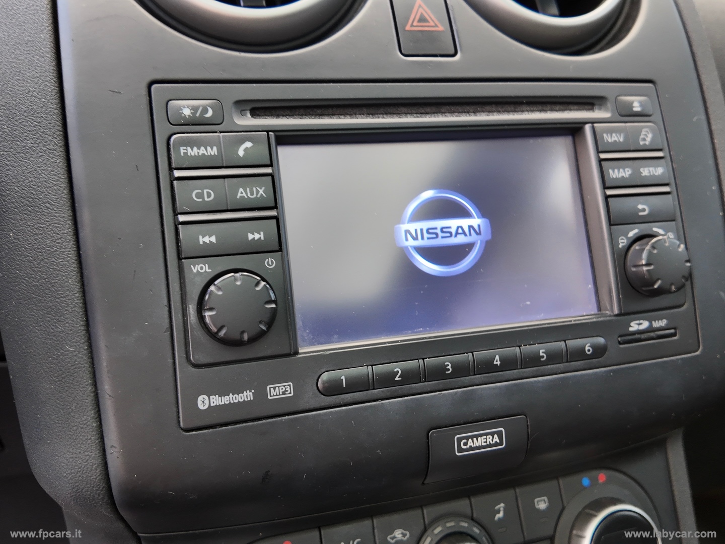 Qashqai 1.6 dCi Tekna TETTO PAN. - immagine 38