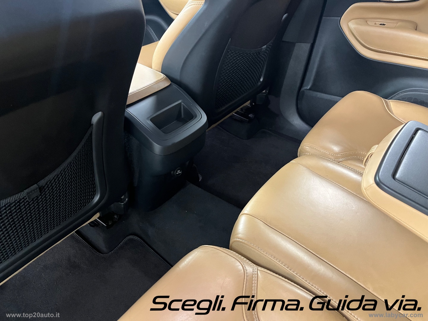 XC90 D5 AWD Geartronic Inscription|TOTAL BLACK|PELLE TOTALE - immagine 38