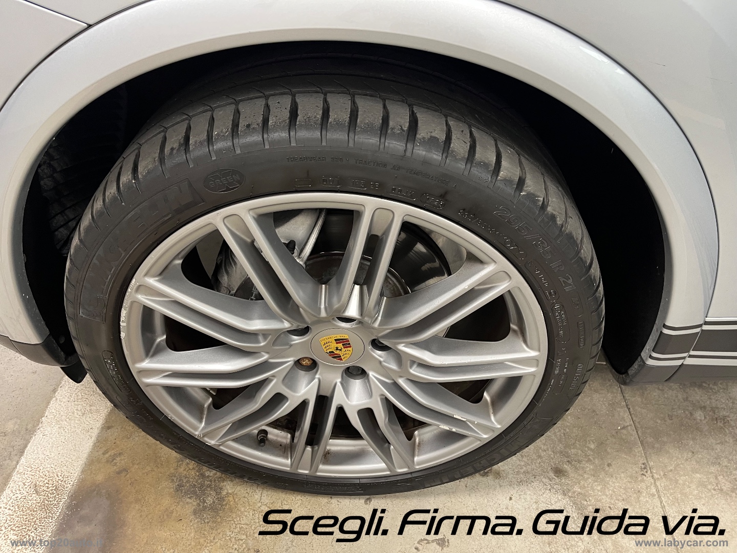 Cayenne 3.0 Diesel TETTO LUNGO PELLE TOTALE CERCHI 21 - immagine 38