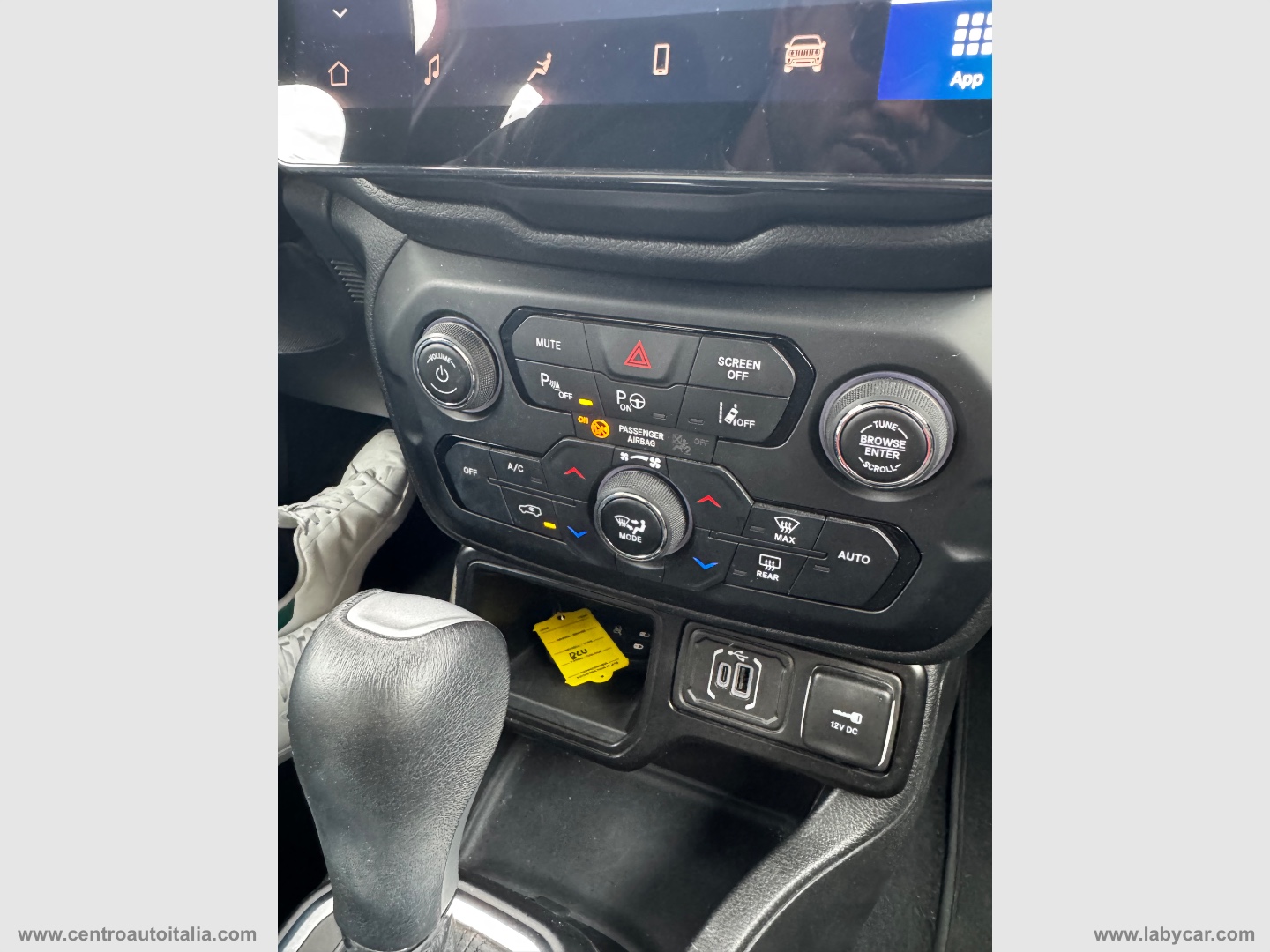 Renegade 1.5 T4 MHEV Altitude - immagine 38