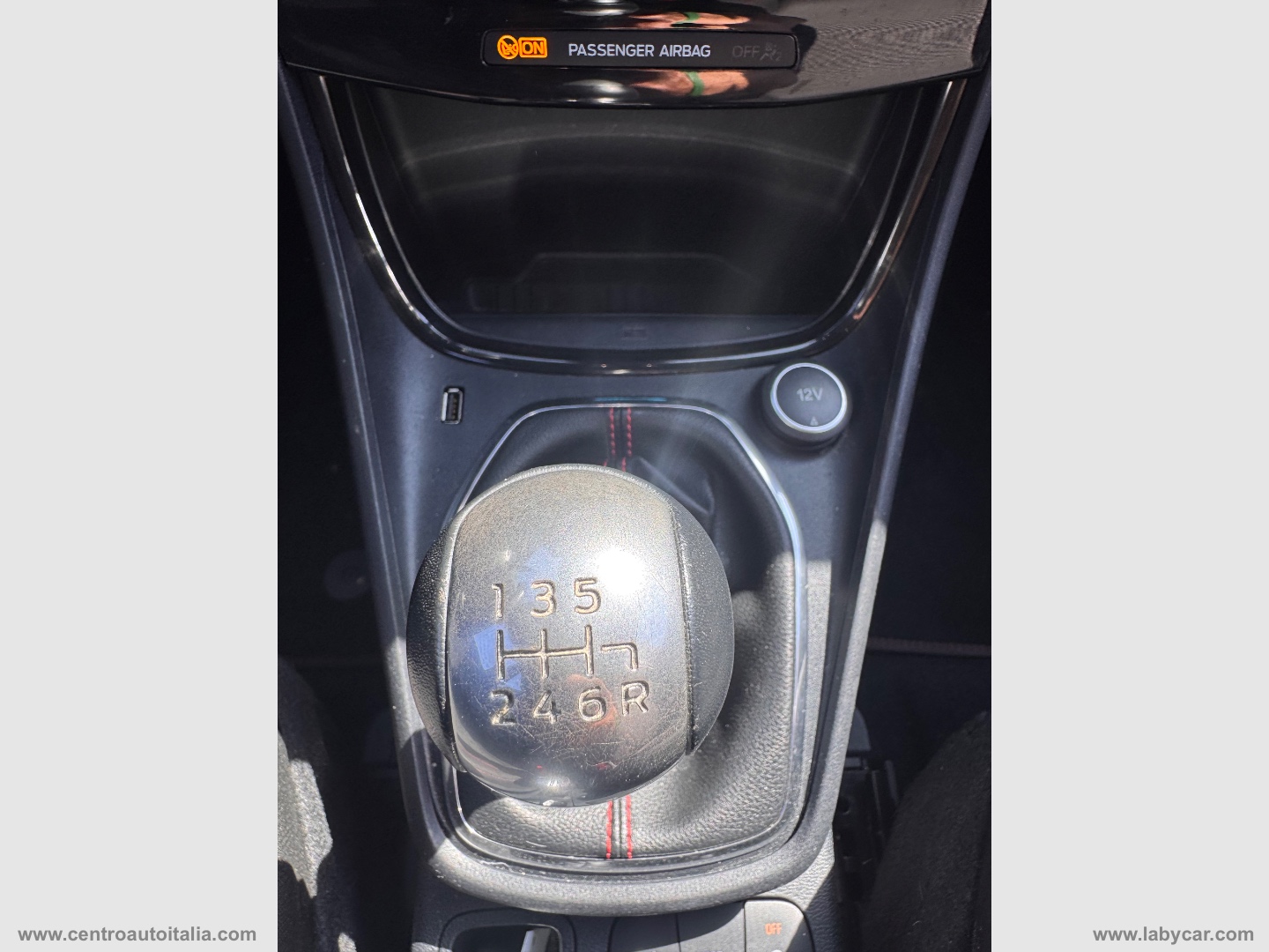 Puma 1.0 EcoBoost Hyb. 125 CV ST-LINE - immagine 38