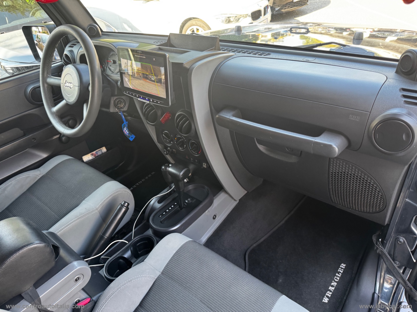 Wrangler 2.8 CRD Sport Auto - immagine 38