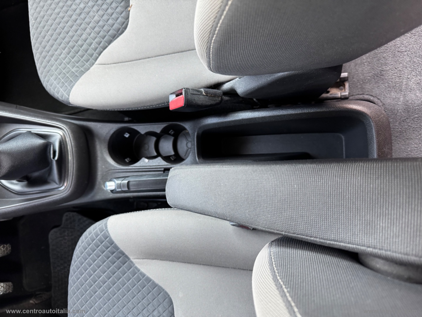 Tourneo Courier 1.0 EcoBoost 100 CV Tit. - immagine 38