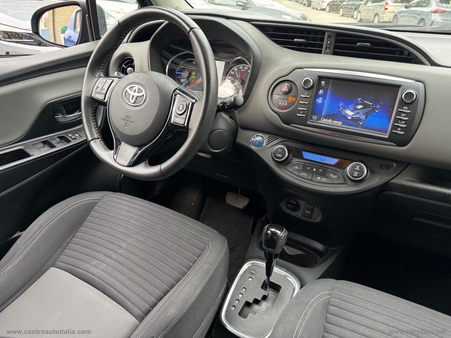 Yaris 1.5 Hybrid 5p. Business - immagine 38