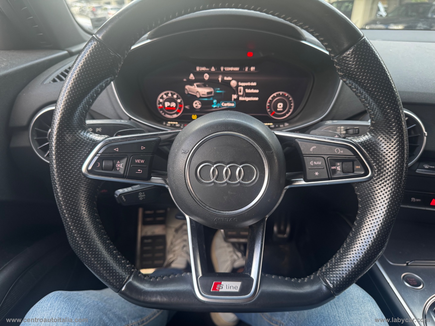 TT Roadster 2.0 TDI quattro S tr. S line - immagine 38