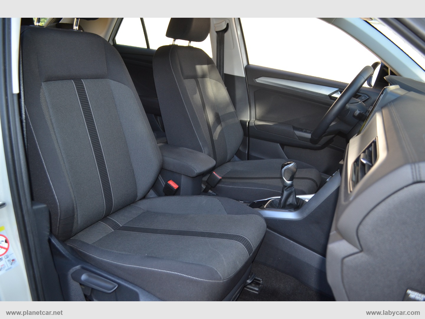 T-Roc 2.0 TDI SCR Style - immagine 39