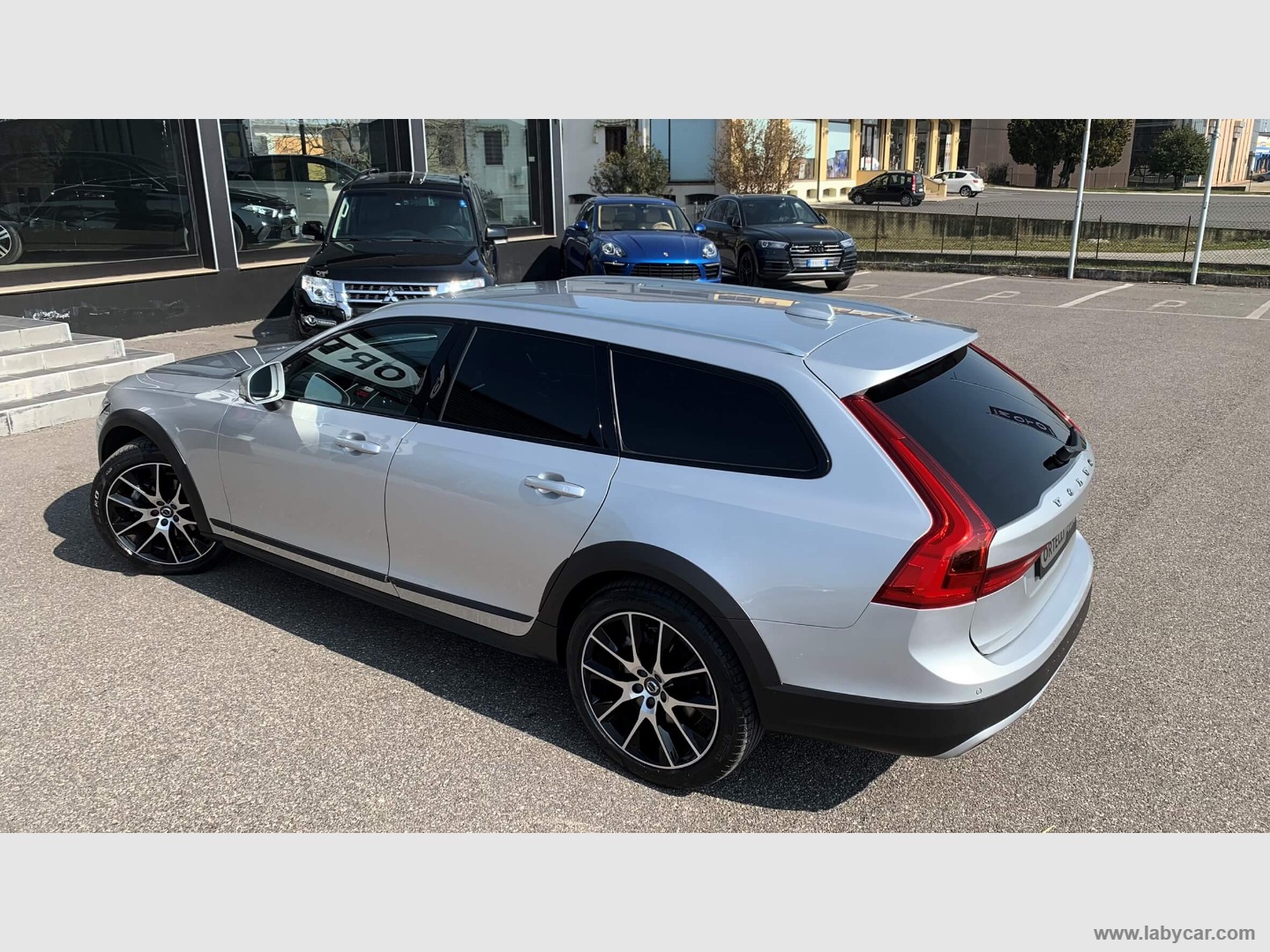 V90 Cross Country D4 AWD Geartronic Pro GANCIO TRAINO I.V.A. - immagine 39