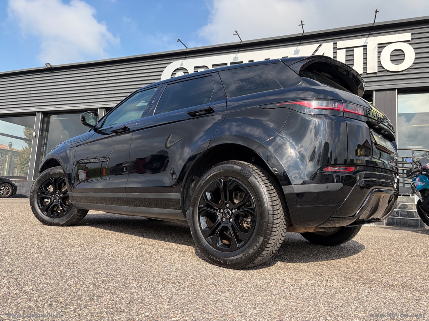 RR Evoque 2.0D 150 CV AWD Auto S - immagine 39