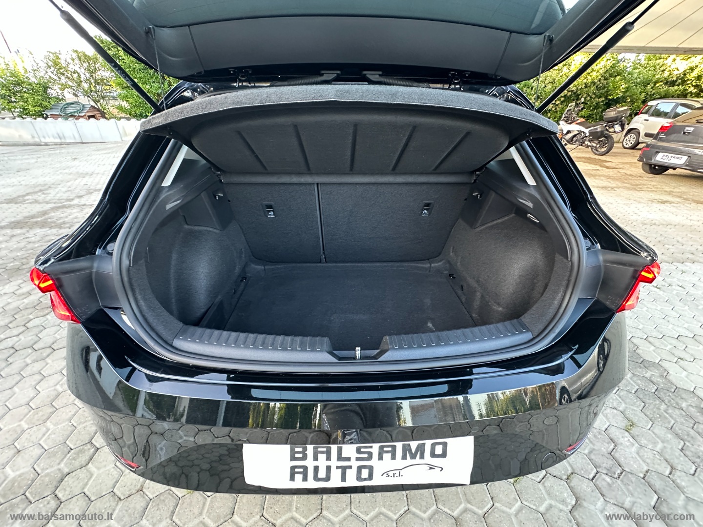 Leon 2.0 TDI 150CV DSG Style - immagine 39