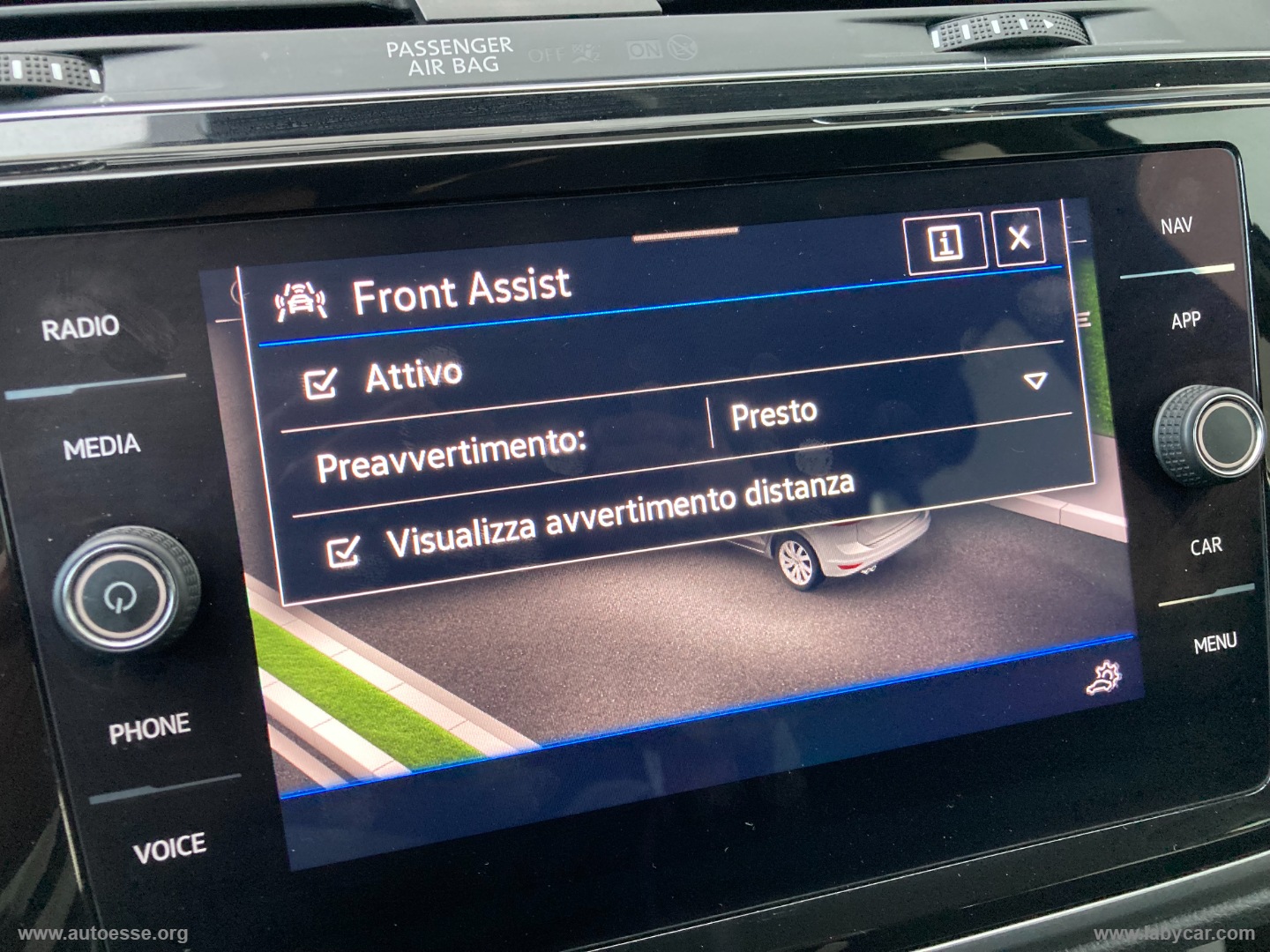 Touran 2.0 TDI 150 CV DSG Business BMT - immagine 39