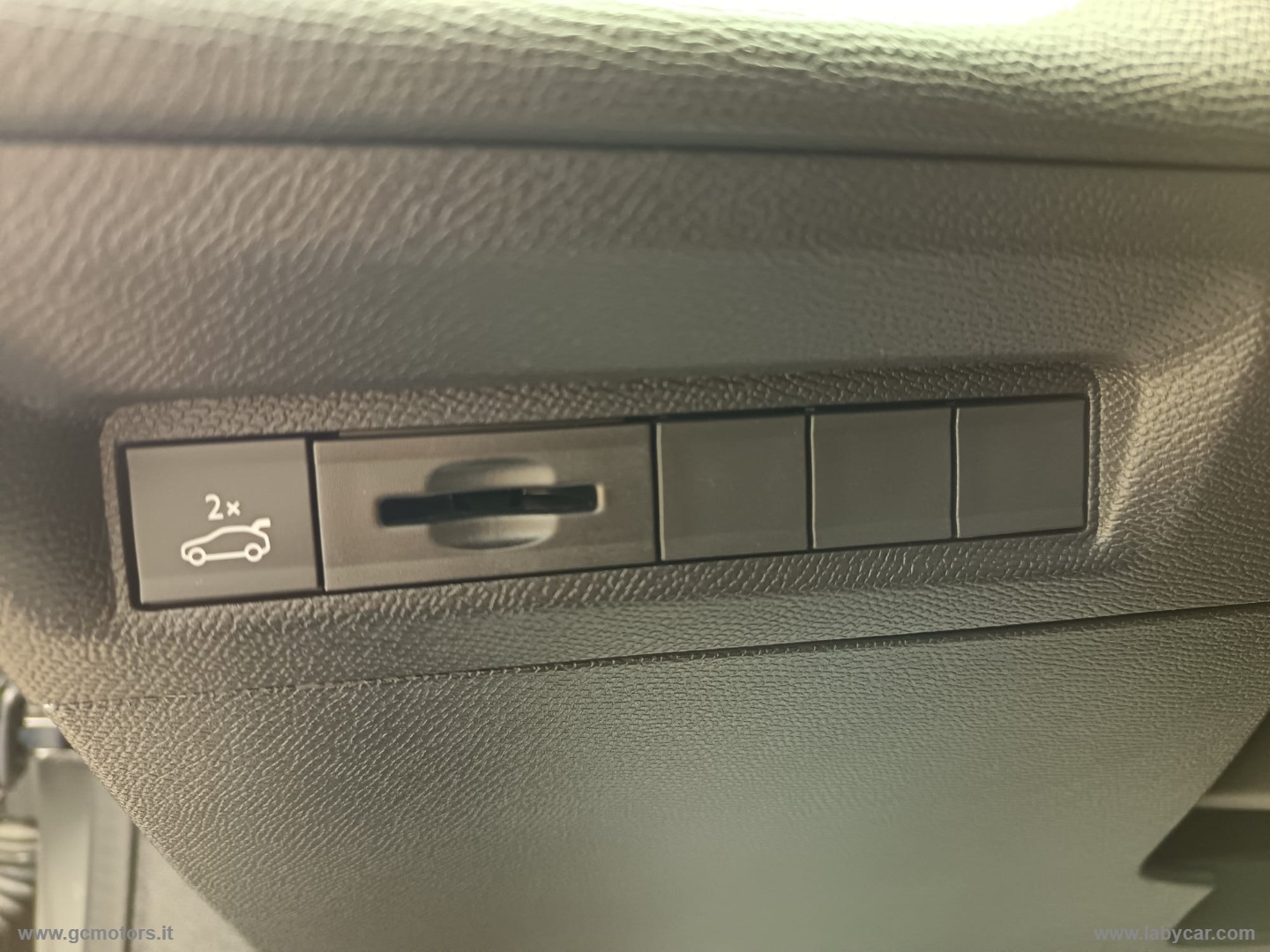 Peugeot 408 408 PureTech 130 S&S EAT8 GT - Immagine 39