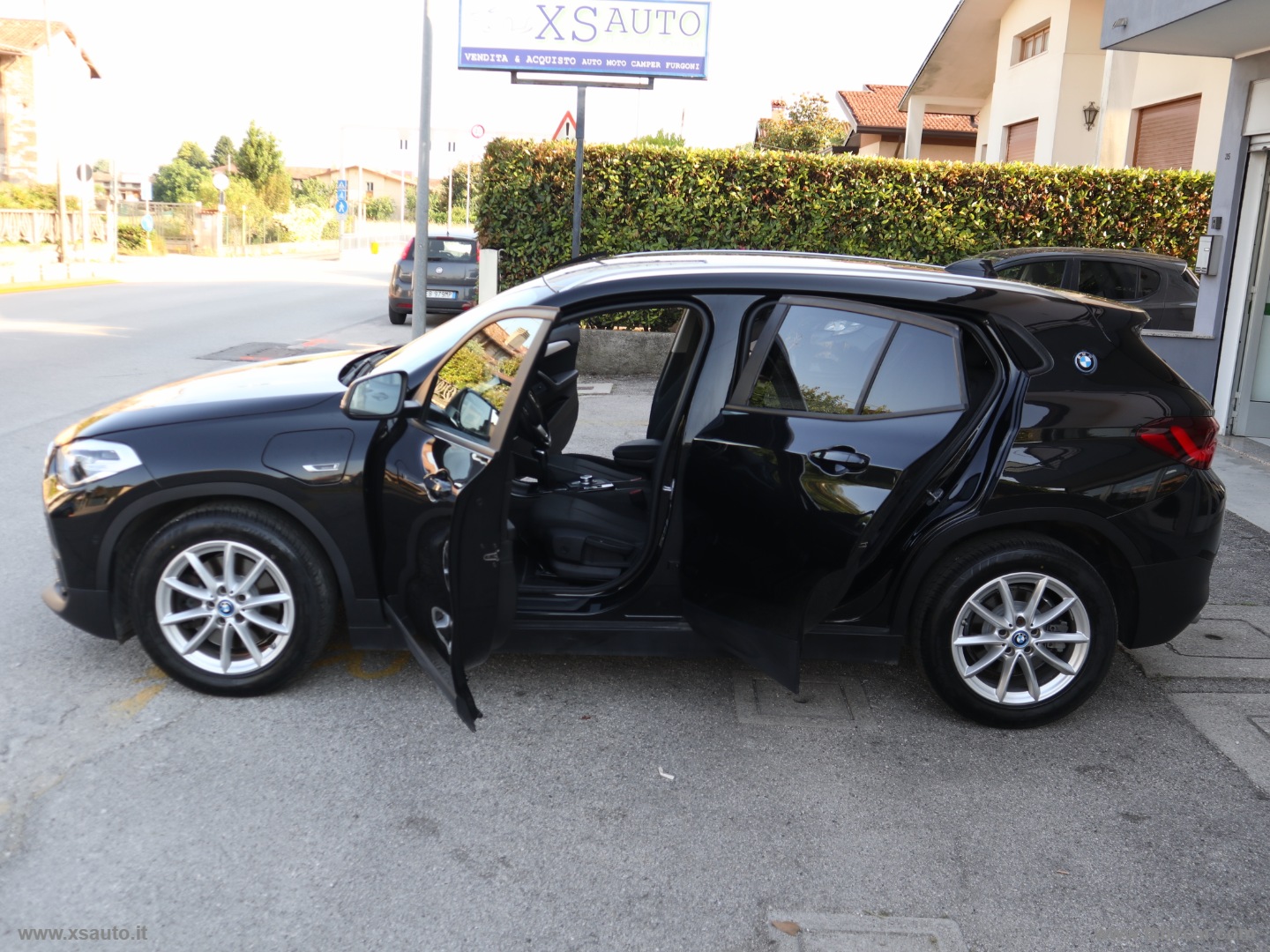 X2 xDrive25e Business-X - immagine 39