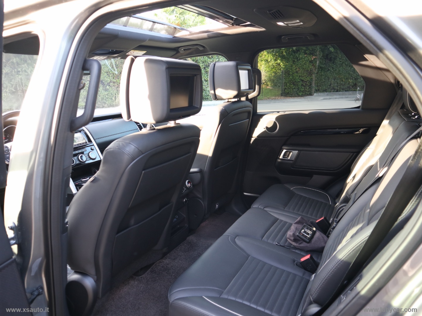 Discovery 3.0 TD6 249 CV HSE Luxury 7 POSTI - immagine 39