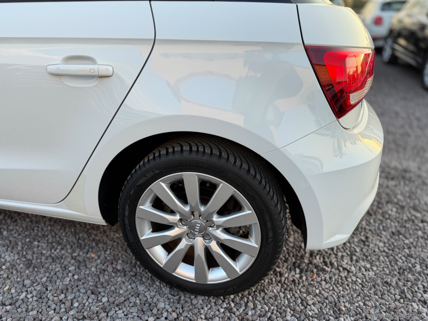 A1 SPORTBACK 1.4 TDI BI XENON LED NAVI - immagine 39