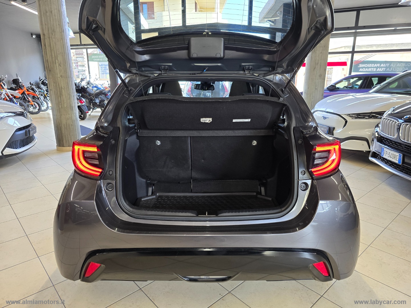 Yaris 1.5 Hybrid 5p. Lounge - immagine 39