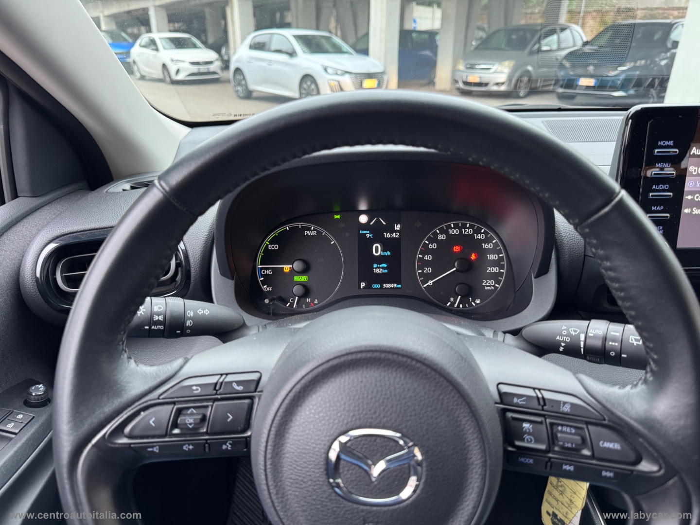 Mazda2 Hybrid 1.5 VVT Pure - immagine 39