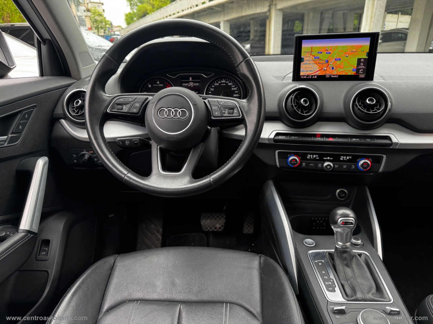 Q2 35 TDI S tronic Identity Black - immagine 39
