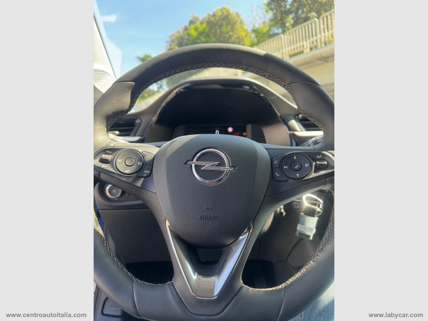 Corsa 1.2 Design & Tech +GPL - immagine 39