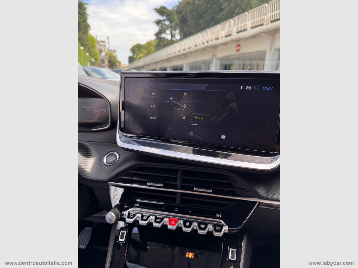 NUOVA 208 Turbo 100 CV 5p. Allure MT6 - immagine 39
