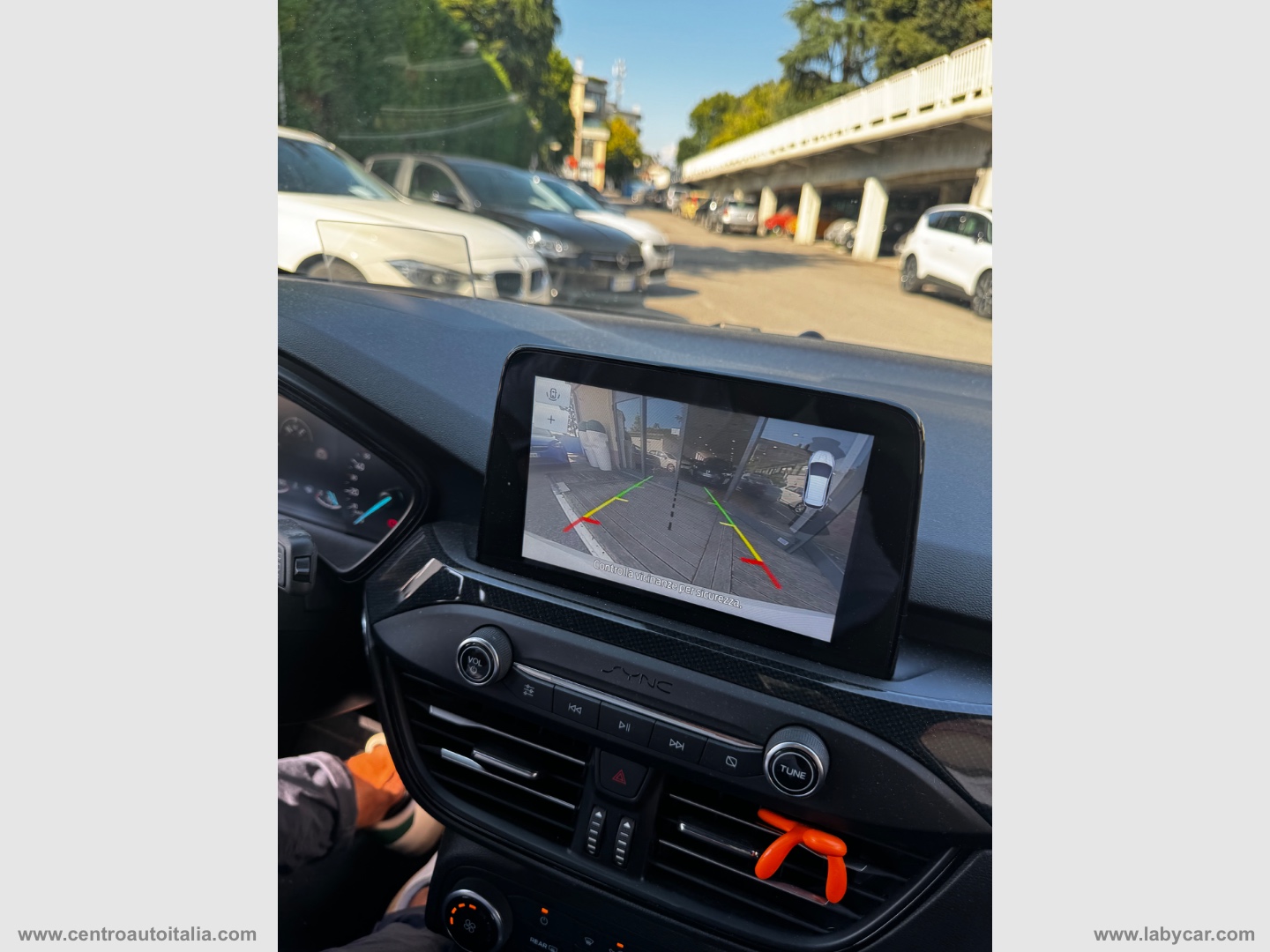 Focus 1.5 EcoBlue 120CV 5p. ST Line - immagine 39