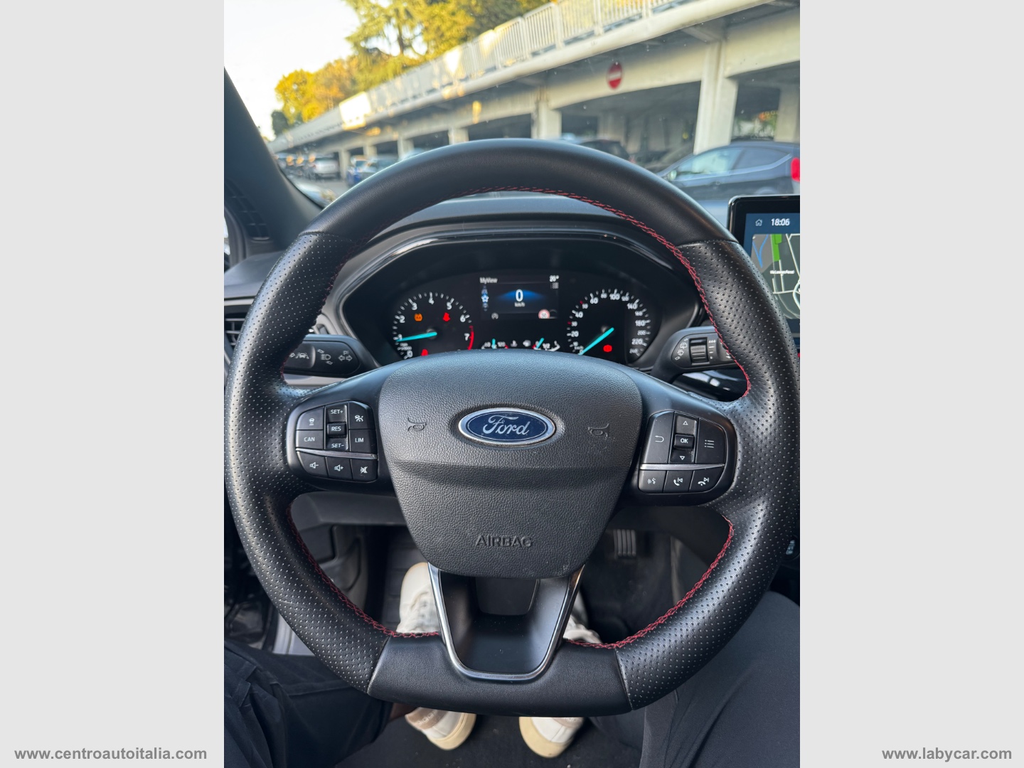 Focus 1.0 EcoBoost Hybrid 125CV 5p.ST LINE - immagine 39