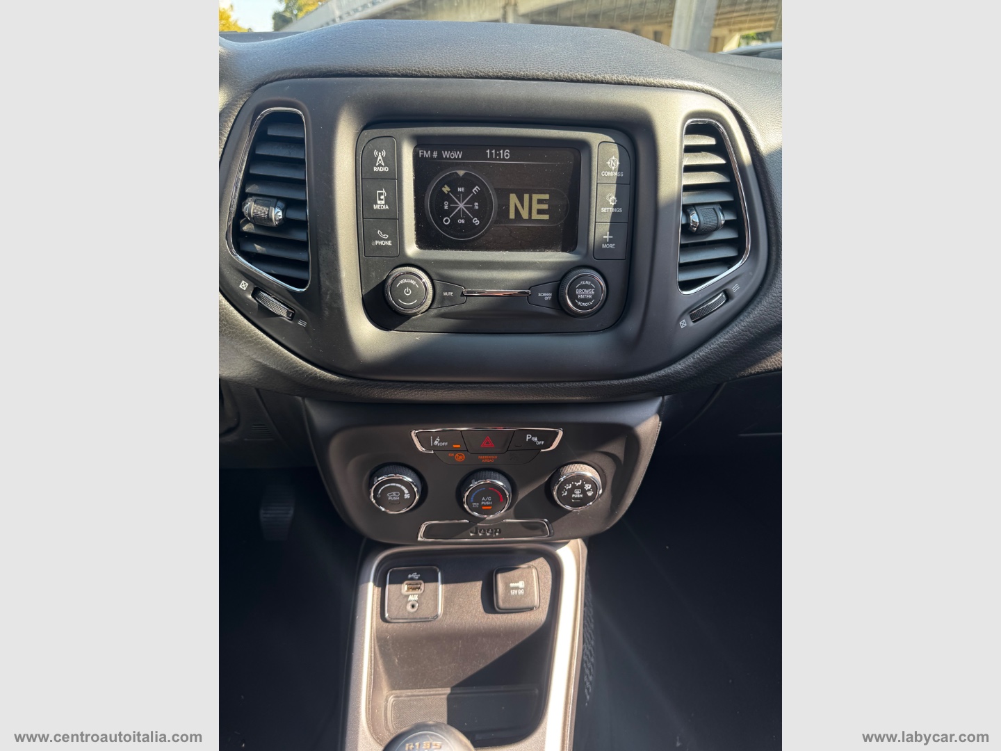 Compass 1.4 MultiAir 2WD Longitude - immagine 39