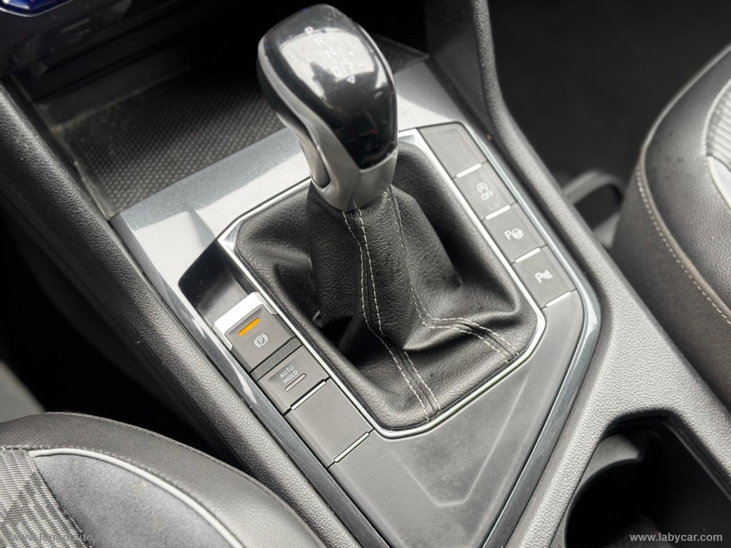 Tiguan 2.0 TDI 150 CV DSG R-Line PRONTA CONSEGNA - immagine 39