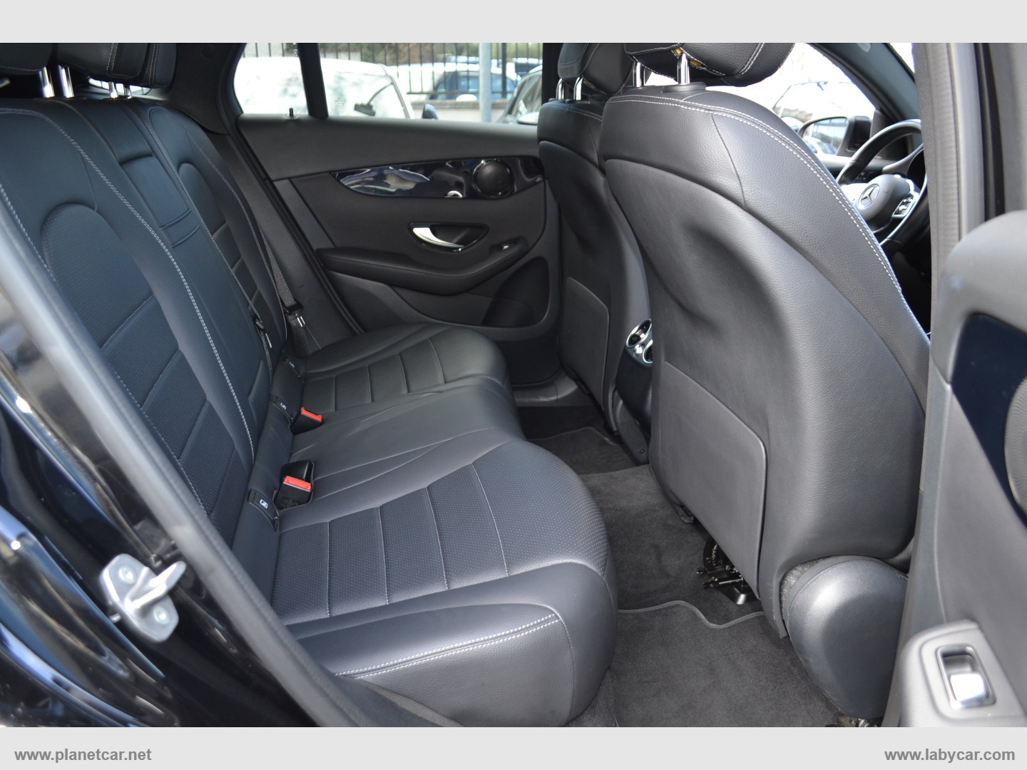 GLC 300 d 4Matic Coupé Business - immagine 40