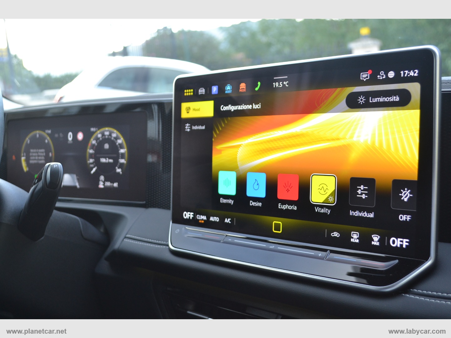 Tiguan 2.0 TDI 150 CV DSG Life - immagine 40