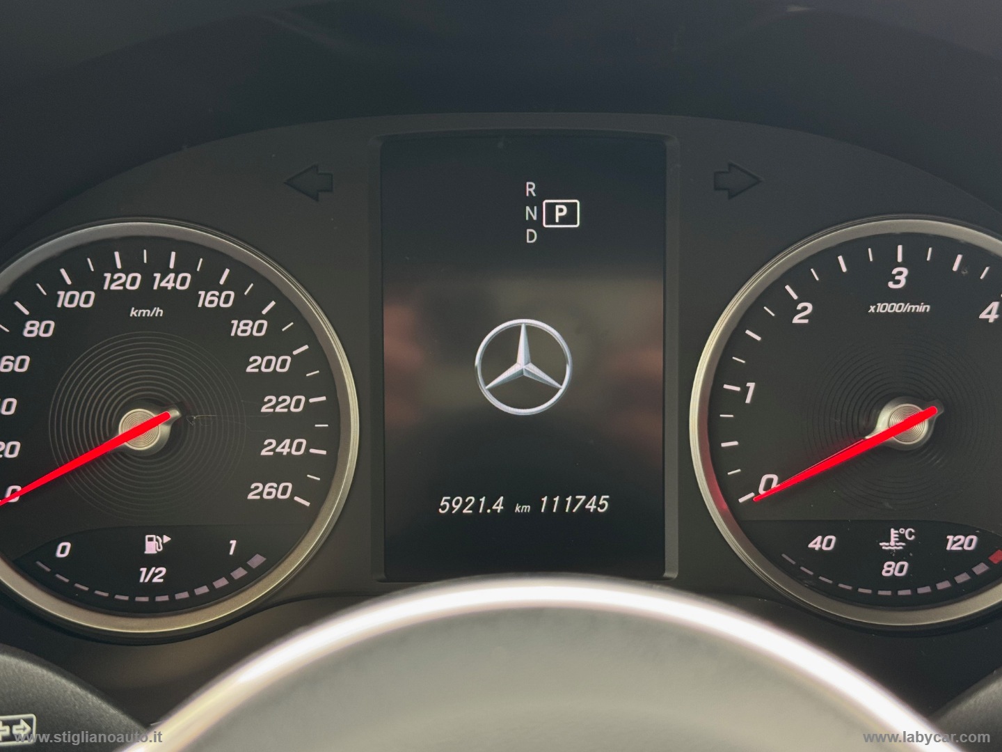 GLC 200 d 4Matic Executive - immagine 40