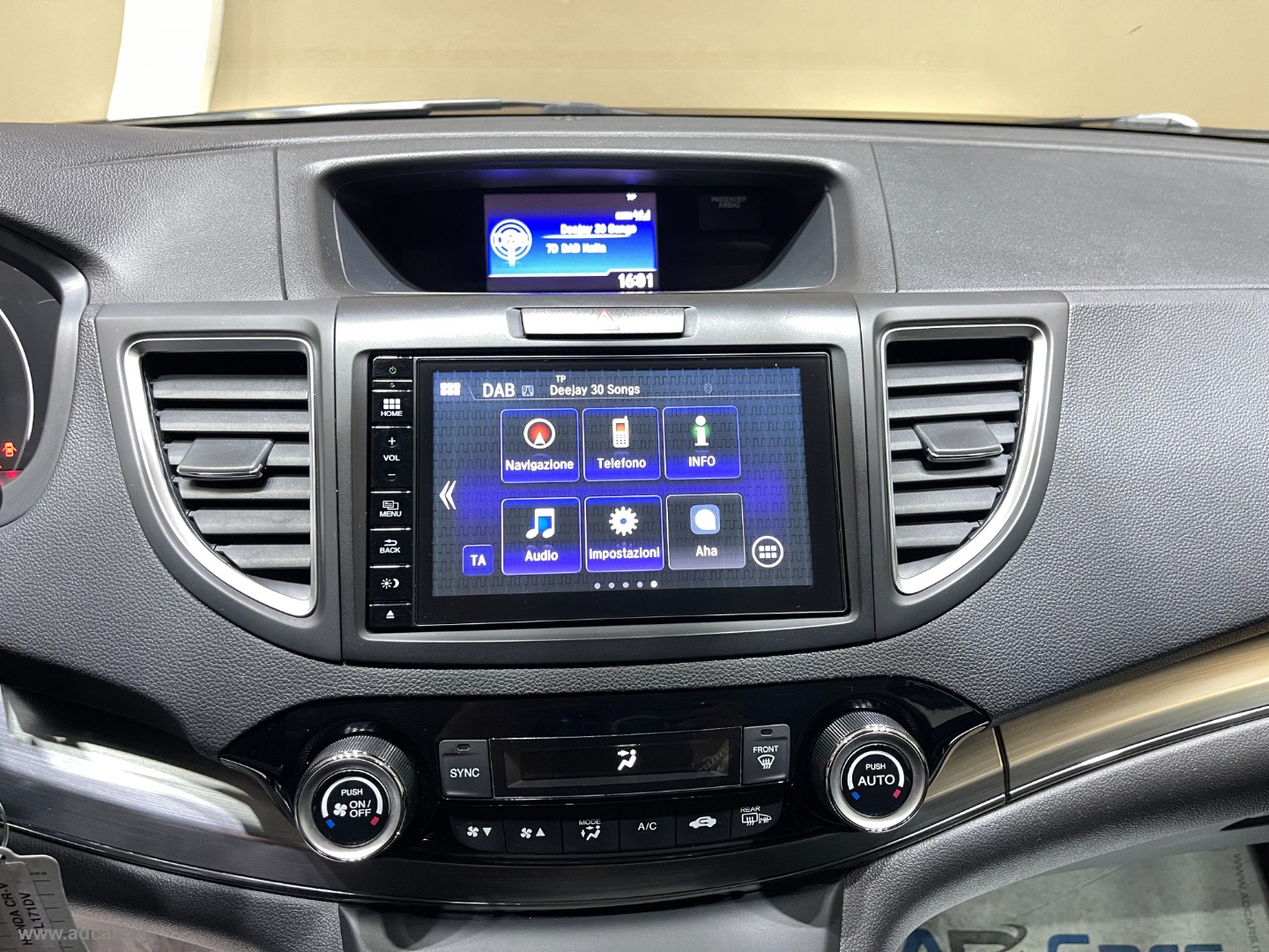 CR-V 1.6 i-DTEC Lifestyle Navi 4WD *ALCANTARA/PELLE*TELECAMERA*SENSORI* - immagine 40