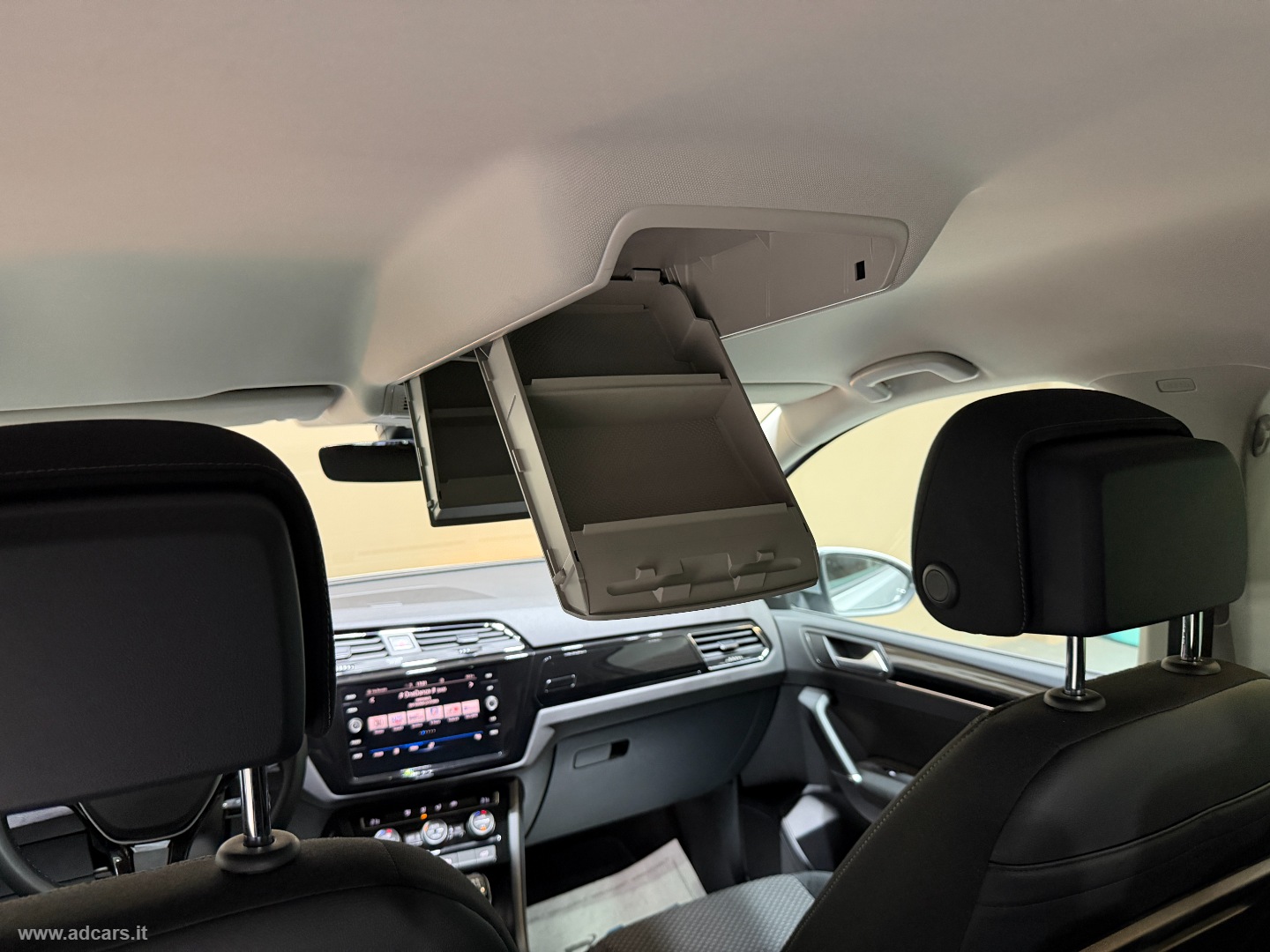 Touran 2.0 TDI 150 CV Business BMT *7 POSTI* - immagine 40